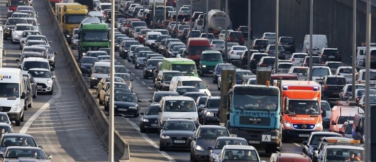 Minimising traffic jams with new technology